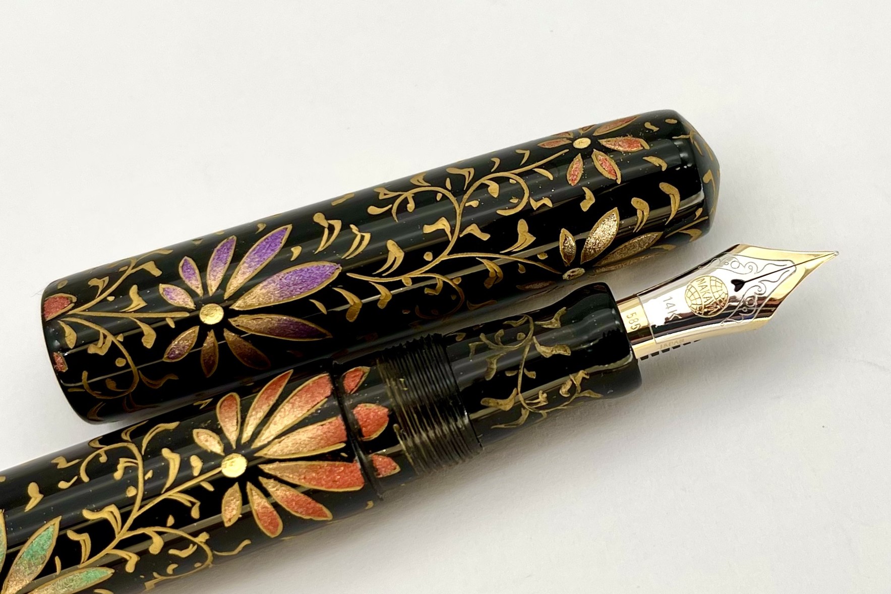 NakayaPiccoloLongCigarChinkinPalmetBlackColorfulLines3FP_K